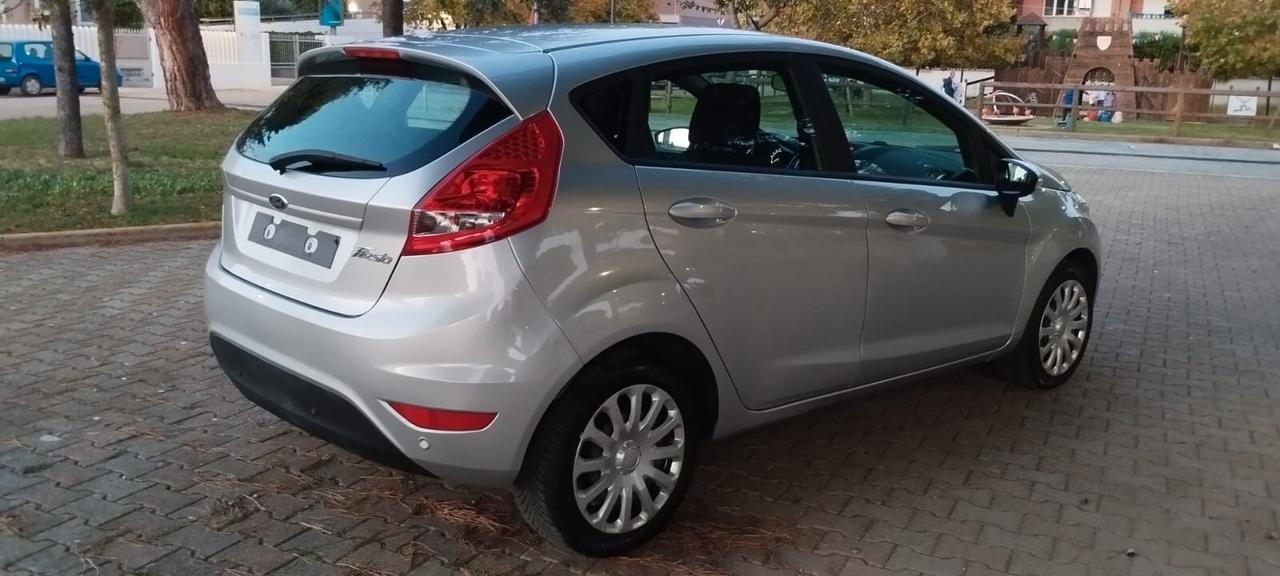 Ford Fiesta 1.2 16V 82CV 5p. Titanium Bs.