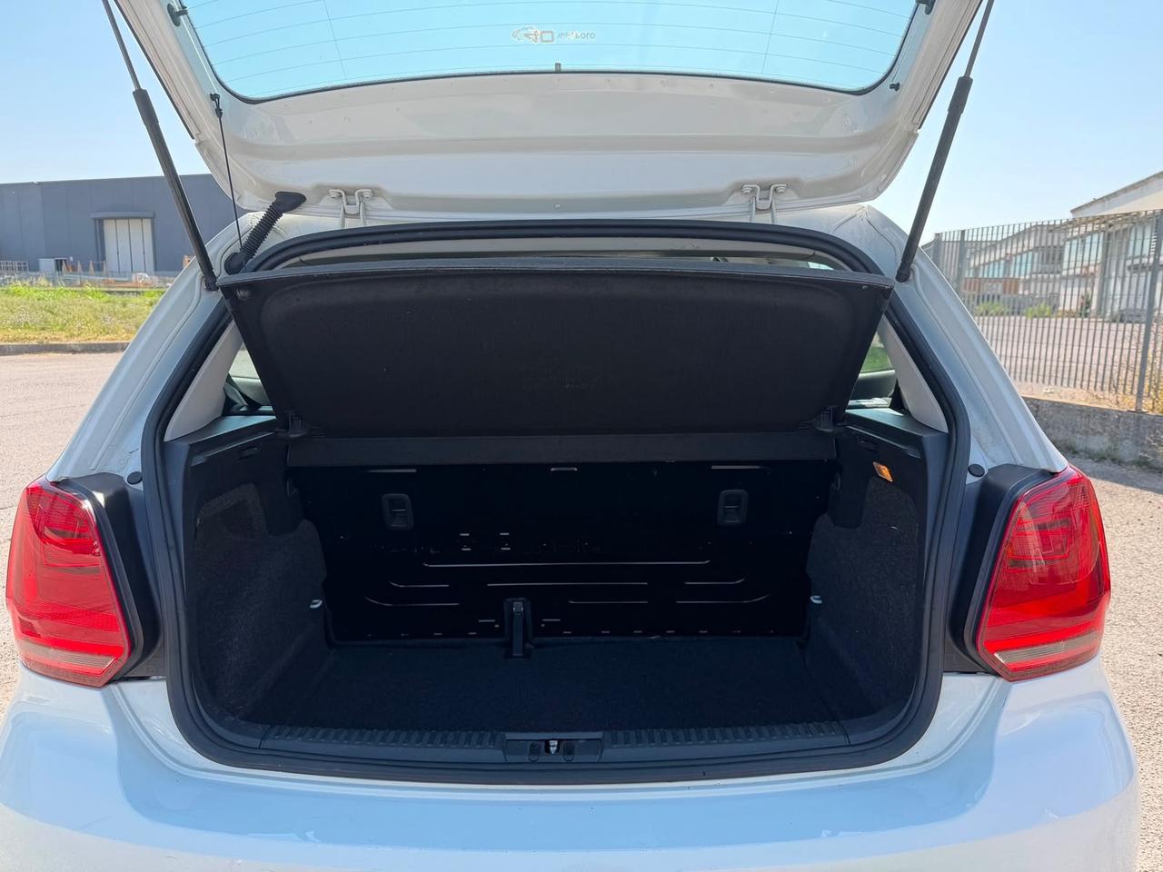 Volkswagen Polo 119000 KM GARANZIA 12 MESI