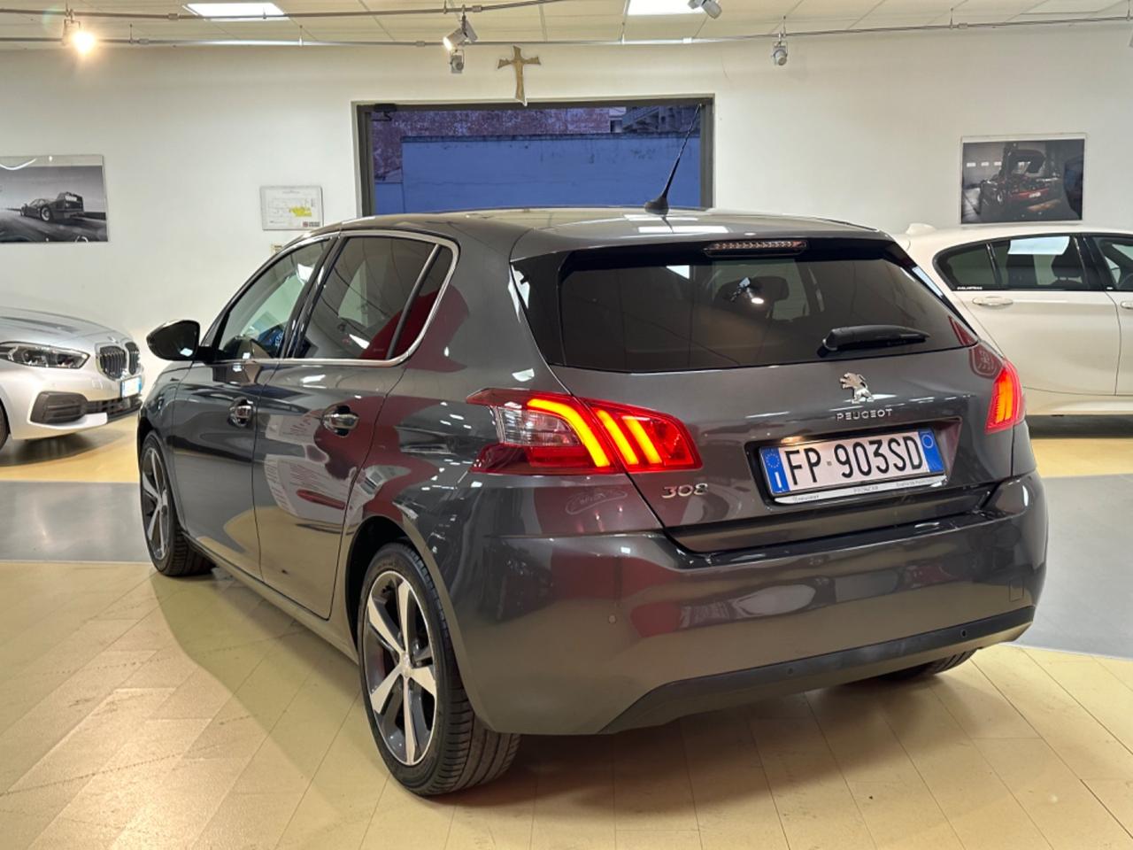 Peugeot 308 BlueHDi 130 S&S Allure