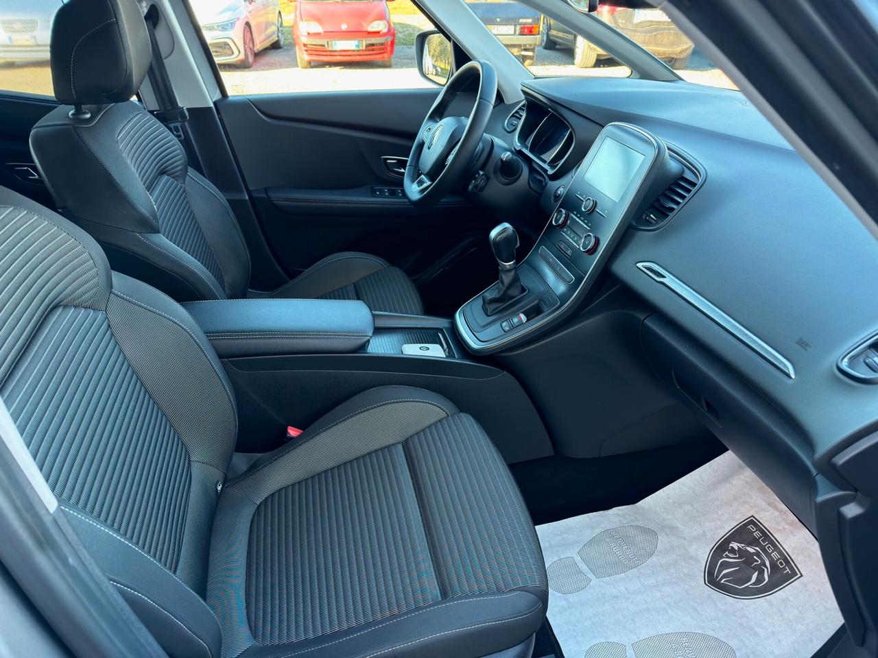 Renault Scenic Scénic TCe 140 CV FAP Intens