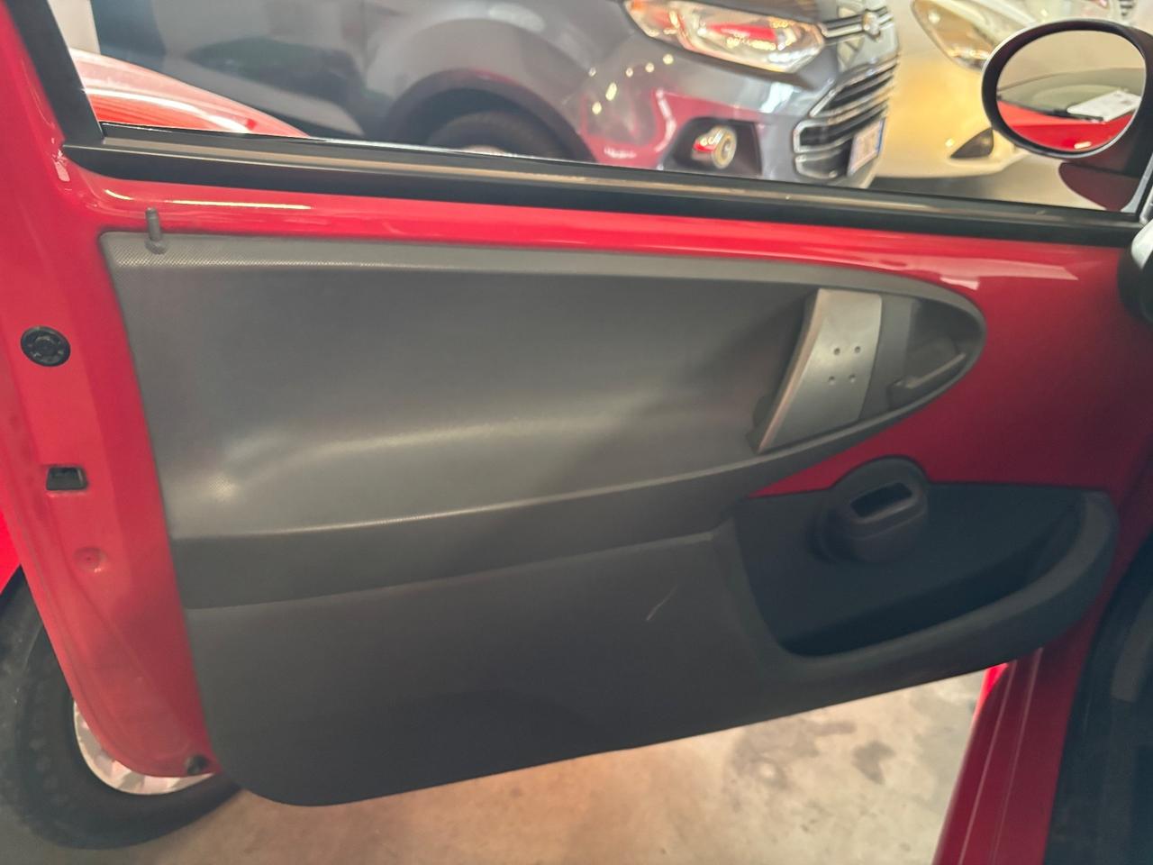 Toyota Aygo 1.0 BENZINA VVT-i OK NEOPATENTATI