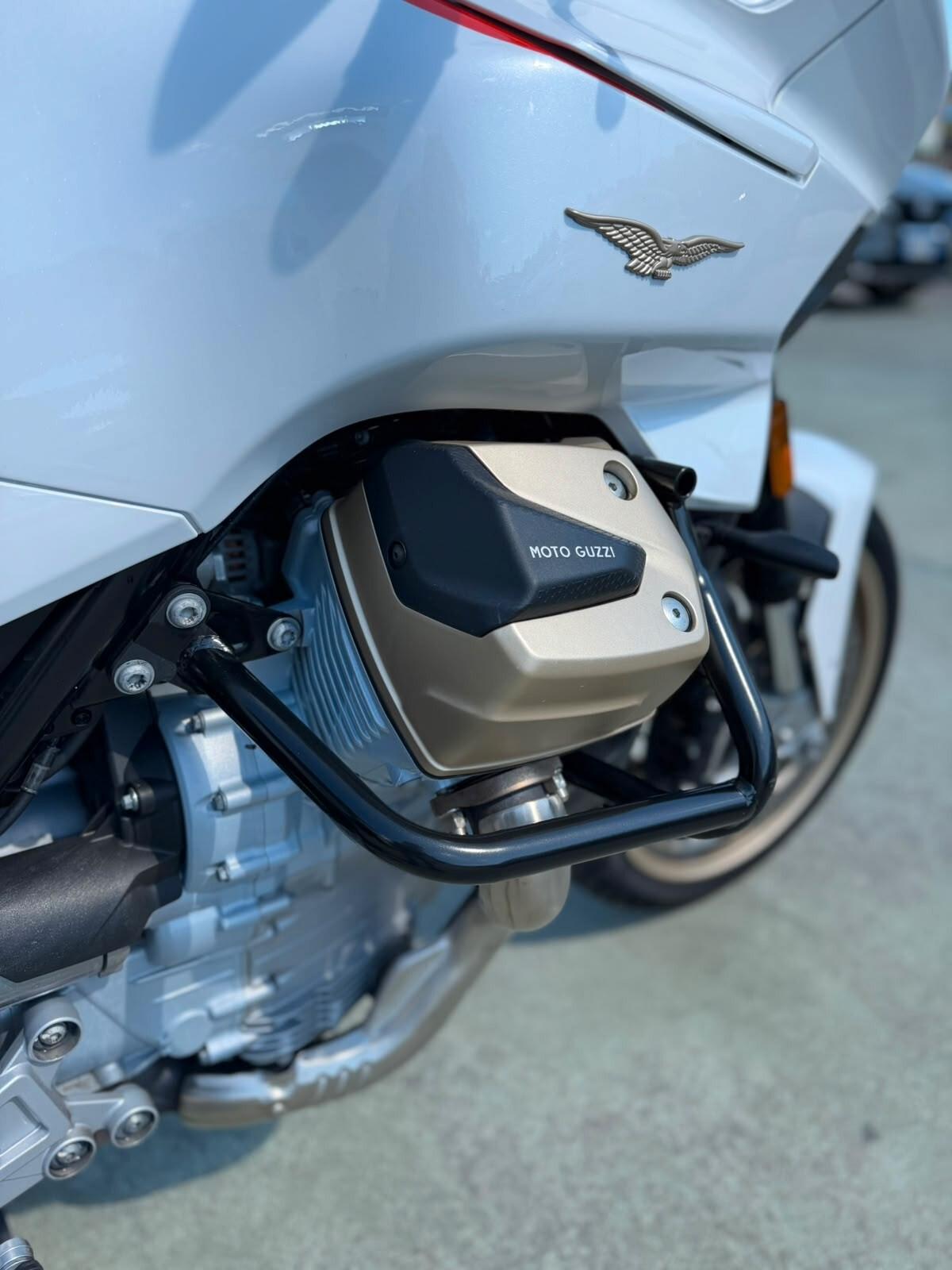MOTO GUZZI V100 MANDELLO – 2022 – 9.000 KM
