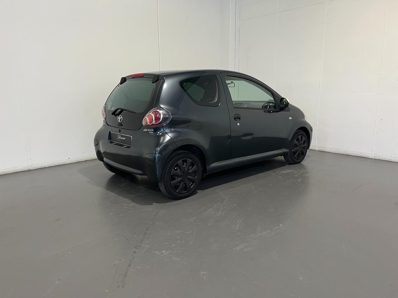 TOYOTA AYGO 1.0 FL