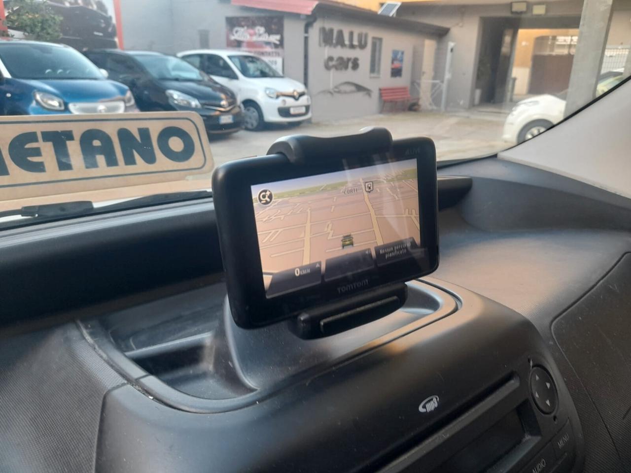 Fiat Qubo 1.4cc metano 12 mesi garanzia-2013