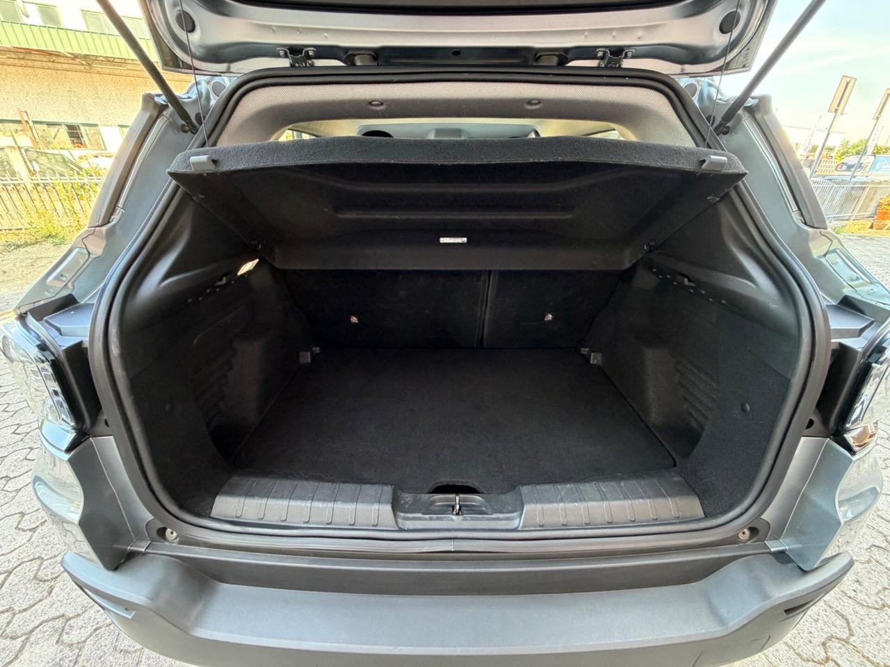 Jeep Avenger 1.2 Turbo 100 CV MHEV Summit