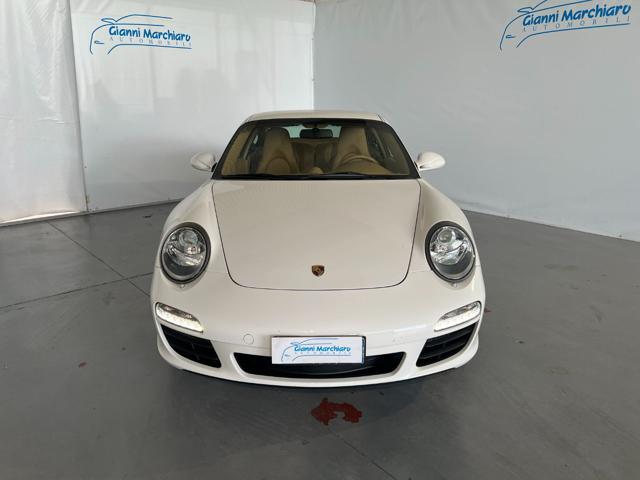 PORSCHE 911 Carrera S Coupé SERVICE PORSCHE