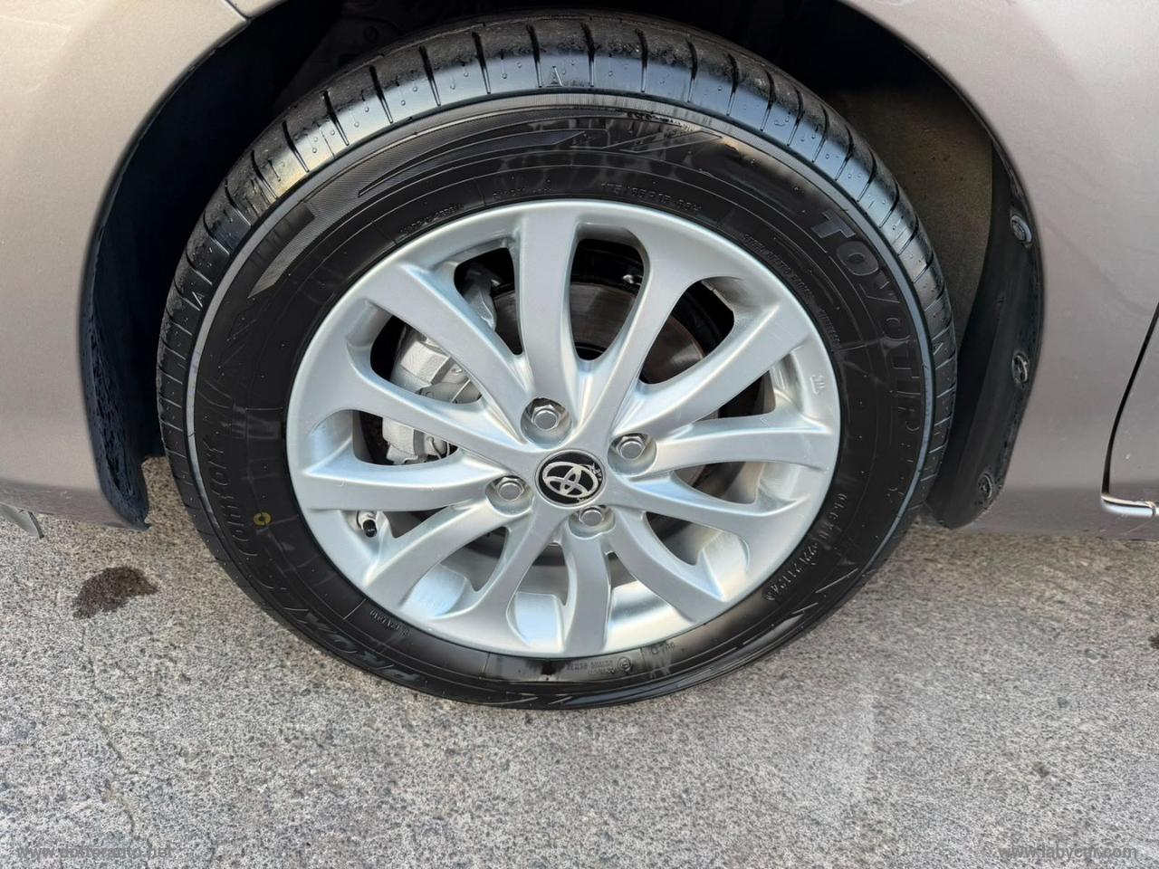 TOYOTA Yaris 1.4 D-4D 5p. Lounge