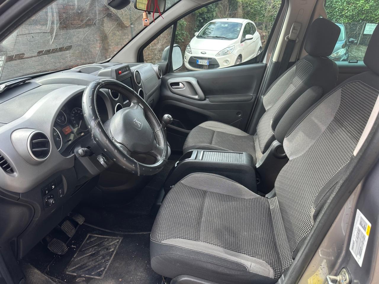 Peugeot Partner Tepee BlueHDi 100 Outdoor