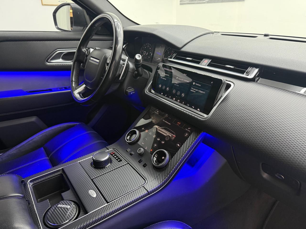 Land Rover Range Velar 2.0 TD4 180 CV R-Dynamic HSE