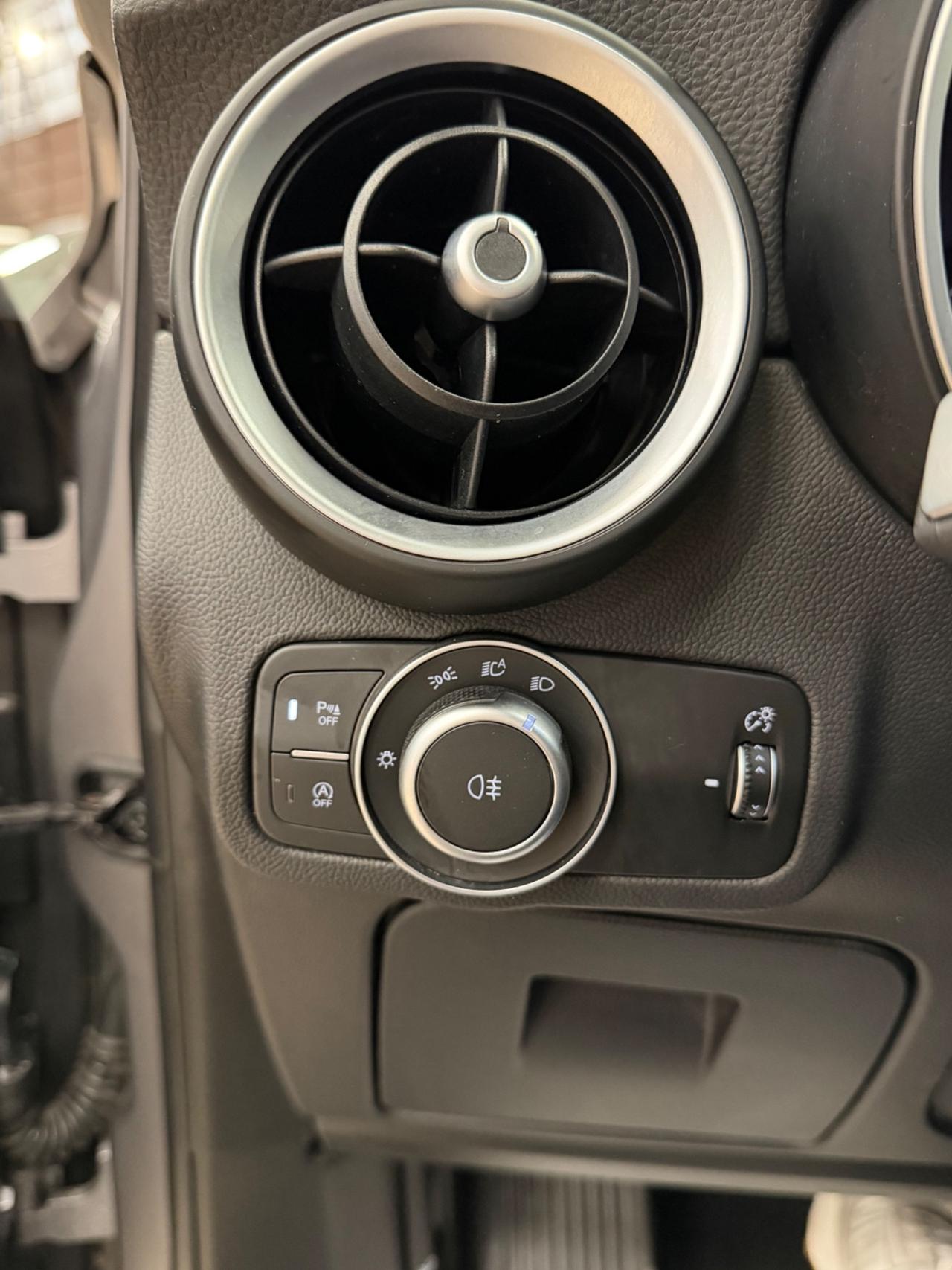 Alfa Romeo Stelvio 2.0 Turbo 200 CV AT8 Q4 B-Tech