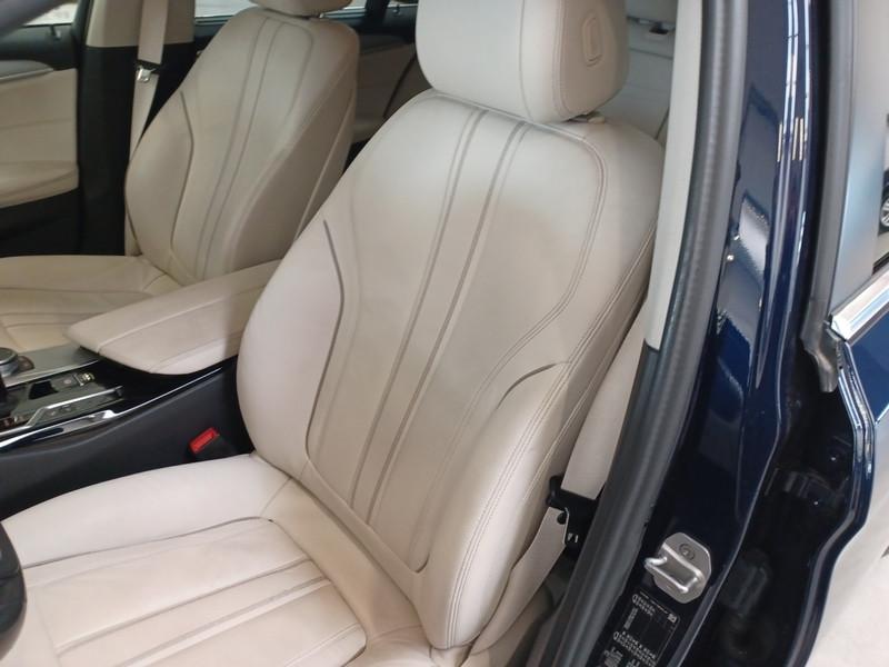 BMW 520 xDrive Business MH48V Autom. Touring