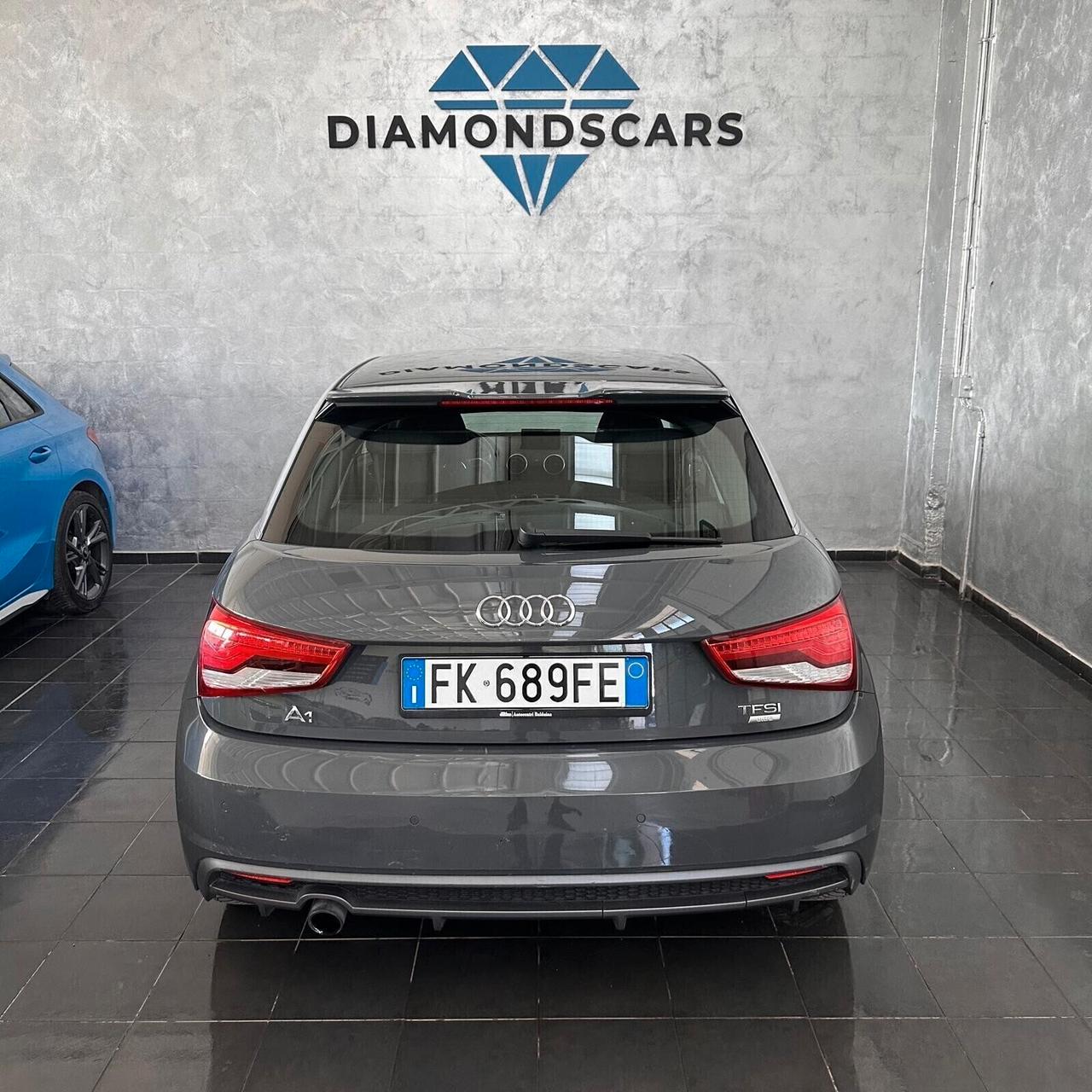 Audi A1 1.0 TFSI ultra S tronic S-LINE
