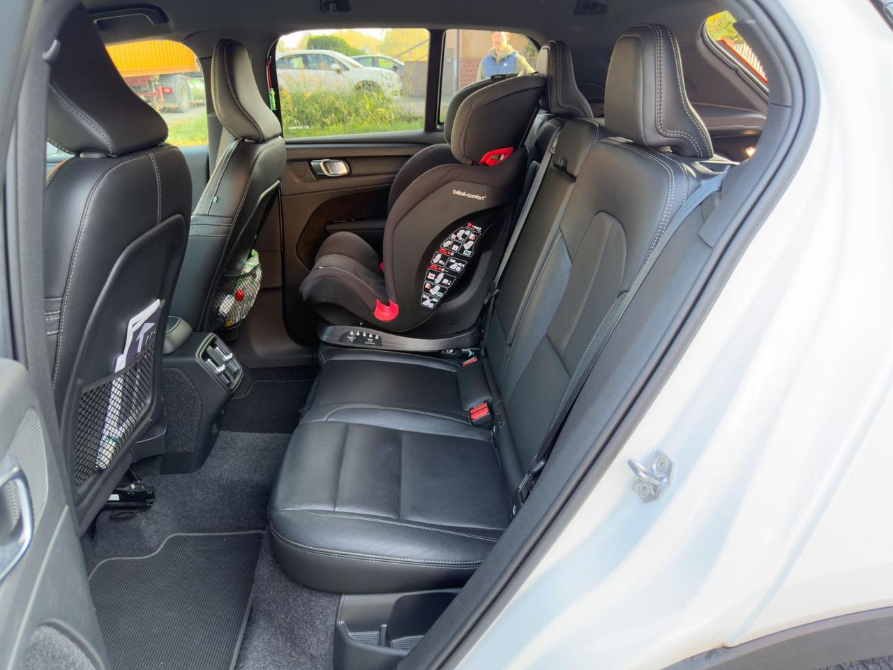 Volvo XC40 R Design D3 #7691