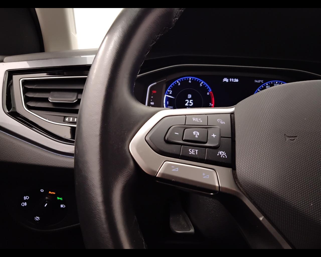 VOLKSWAGEN Polo VI 2022 - Polo 1.0 tsi Style 95cv