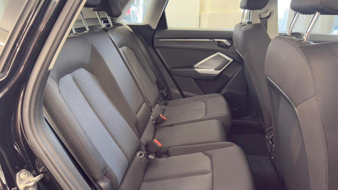 Audi Q3 35 TDI S tronic Business Advanced