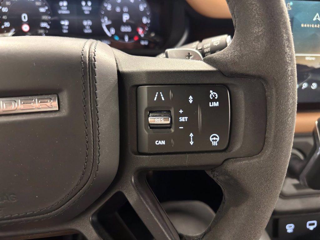 LAND ROVER Defender (2019) LAND ROVER 110 5.0 V8 525 CV AWD Auto del 2023