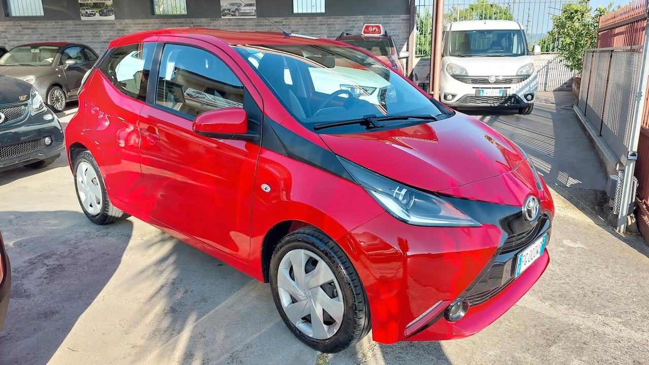 Toyota Aygo 1.0 VVT-i 69 CV 5 porte 2017