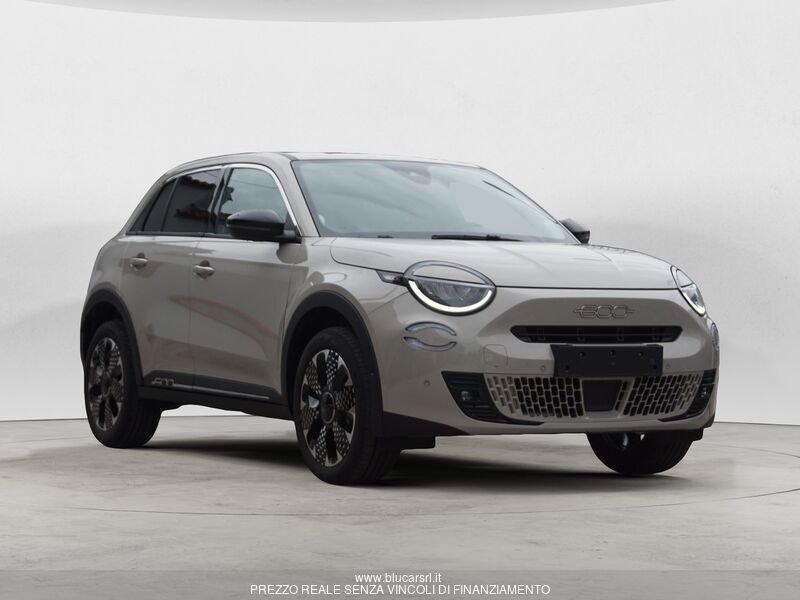 FIAT 600 600 Hybrid 100 CV DCT MHEV La Prima