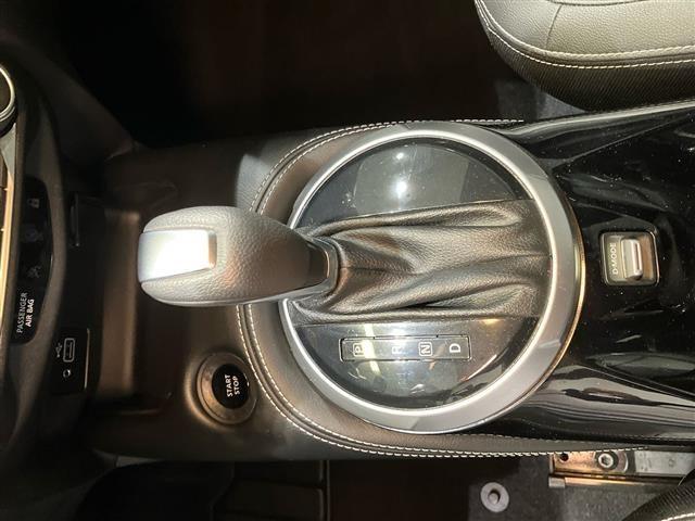 NISSAN Juke 1.6 hev Premiere Edition