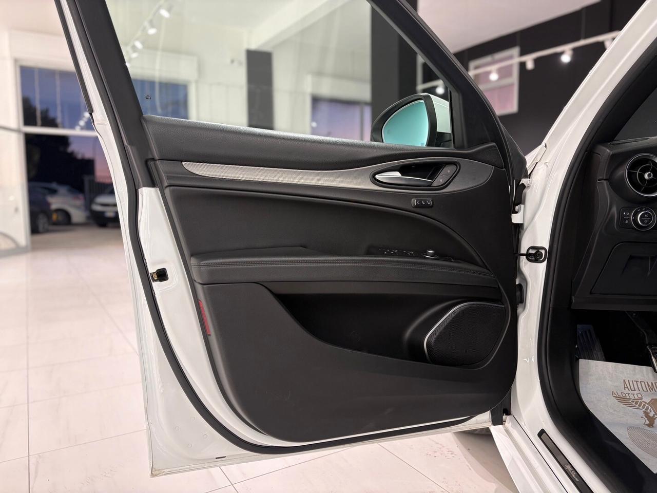 Alfa Romeo Stelvio 2.2 210 CV Q4 Veloce Full 2021