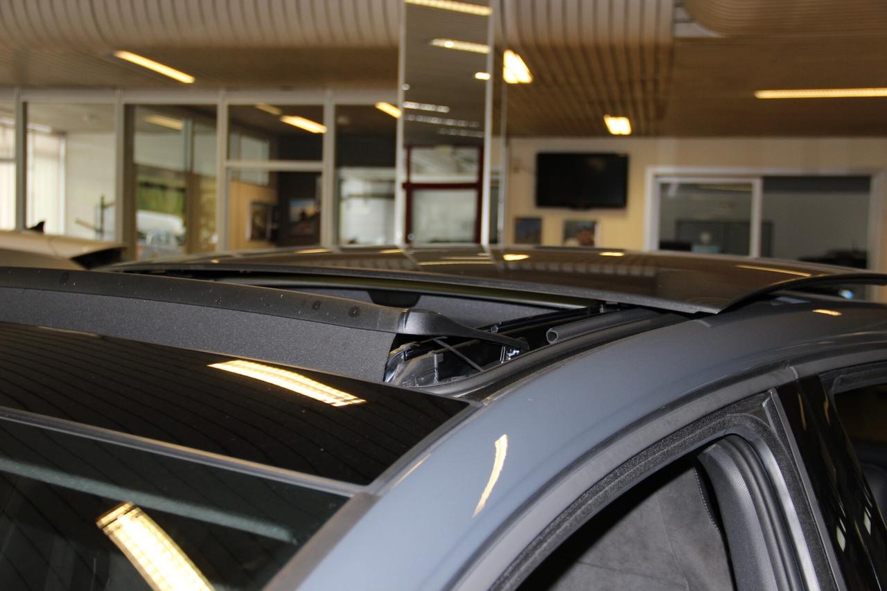 Volkswagen Golf 1.5 eTSI 115 CV DSG R-Line Plus