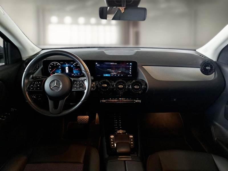 Mercedes GLA 200 200 D Business 8G-DCT