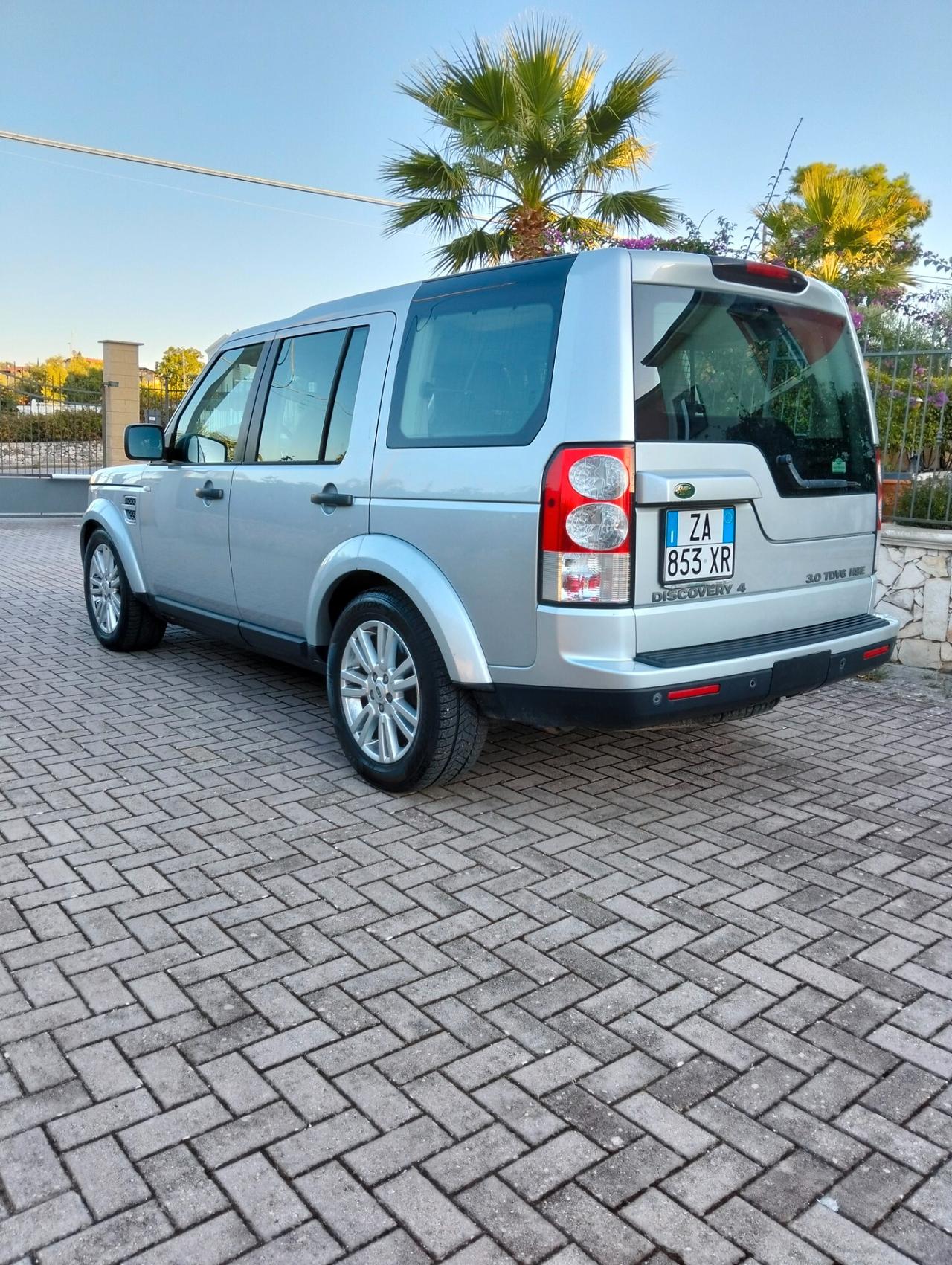 Land Rover Discovery 4 3.0 SDV6 245CV HSE