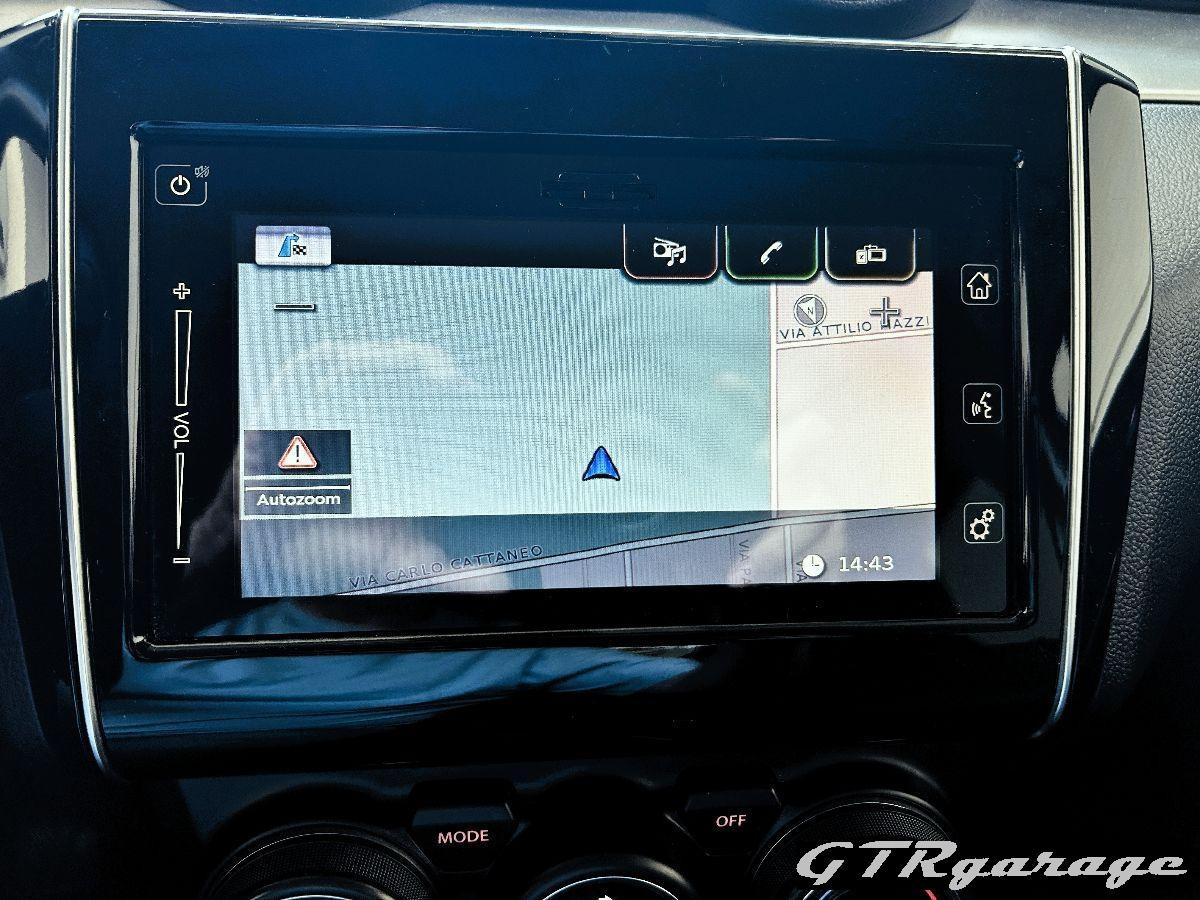 SUZUKI - Swift - 1.2 Hybrid Top SOLO 44000 KM