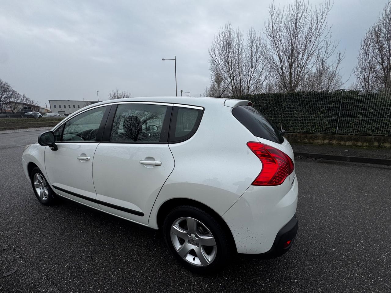 Peugeot 3008 1.6 diesel, automatico, anno 2010