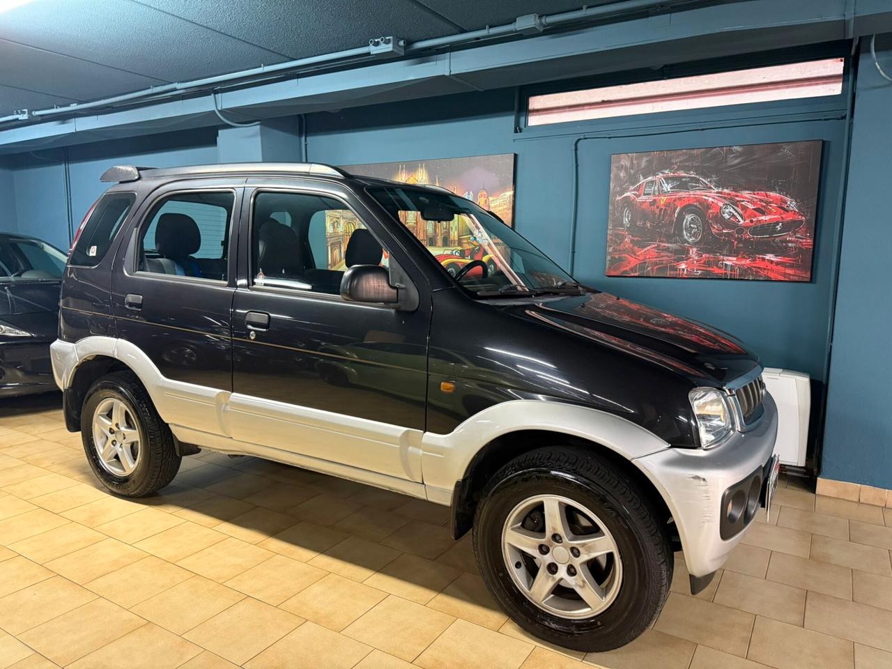 TERIOS 1.3CC TETTO APRIBILE * 4X4* ABS E AIRBAG