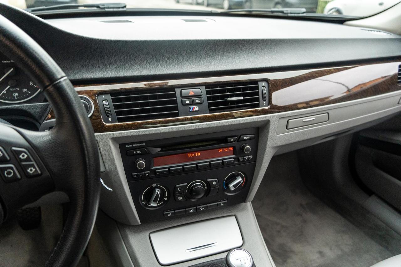 BMW 335 i xDrive 306CV KIT BMW PERFORMANCE CAMBIO MANUALE