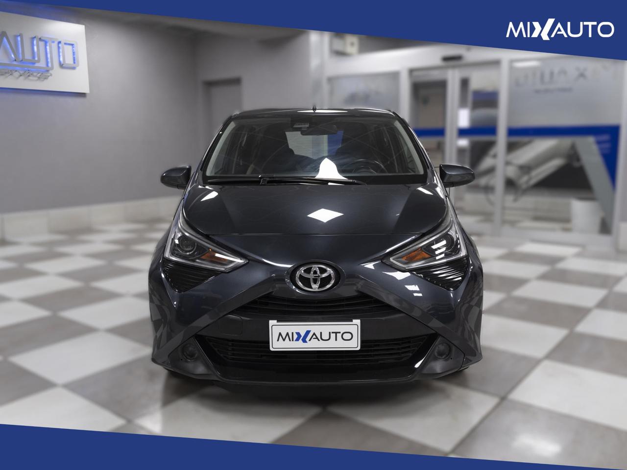 Toyota Aygo 1.0 X-Play Connect 72CV