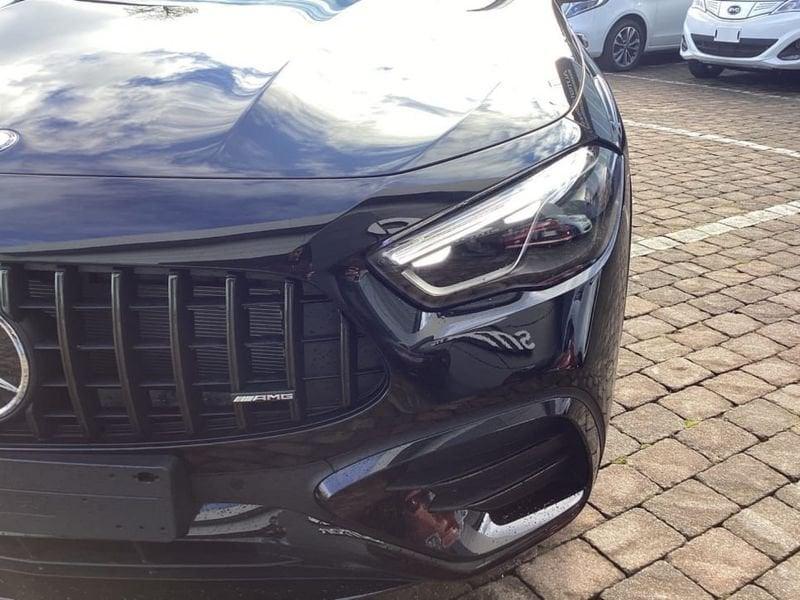 Mercedes-Benz GLA 45 S AMG 4Matic Racing Collection