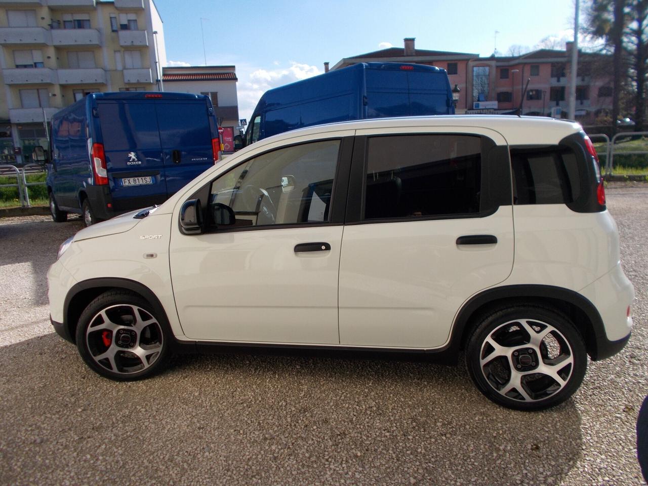 Fiat Panda 1.0 FireFly S&S Hybrid Sport