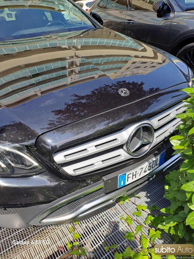 MERCEDES-BENZ E 220 d S.W. 4Matic Auto Premium All-Terrain