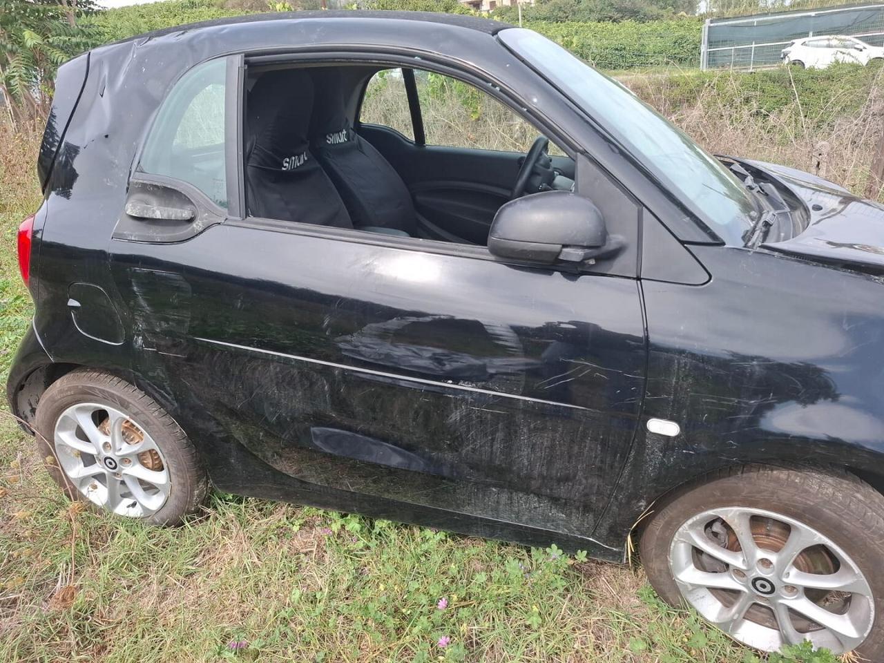 SMART 453 FORTWO INCIDENTATA AUTOMATICA