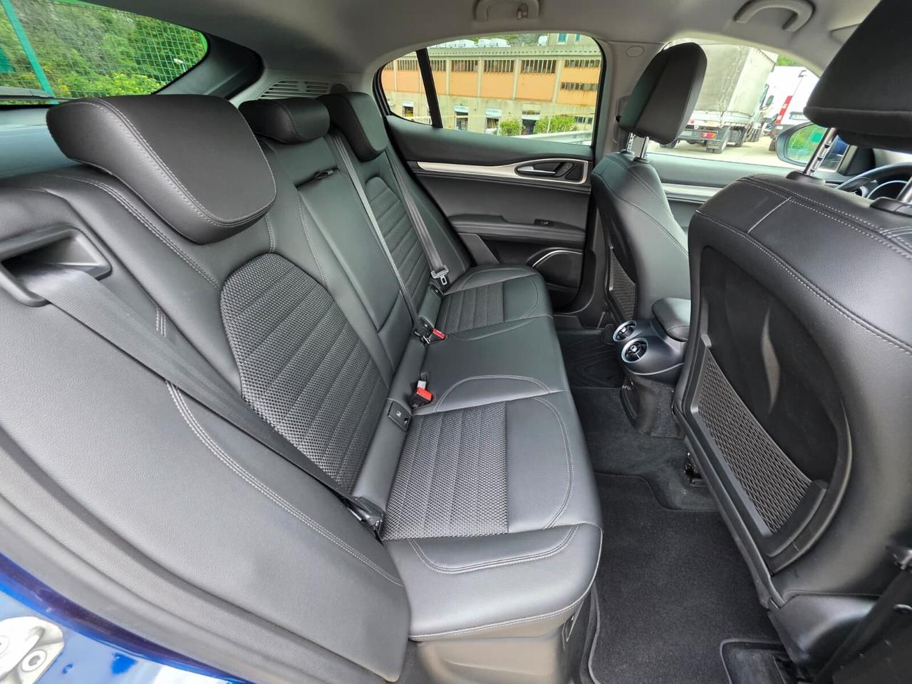 Alfa Romeo Stelvio 2.2 Turbodiesel 190 CV AT8 Q4 Sprint