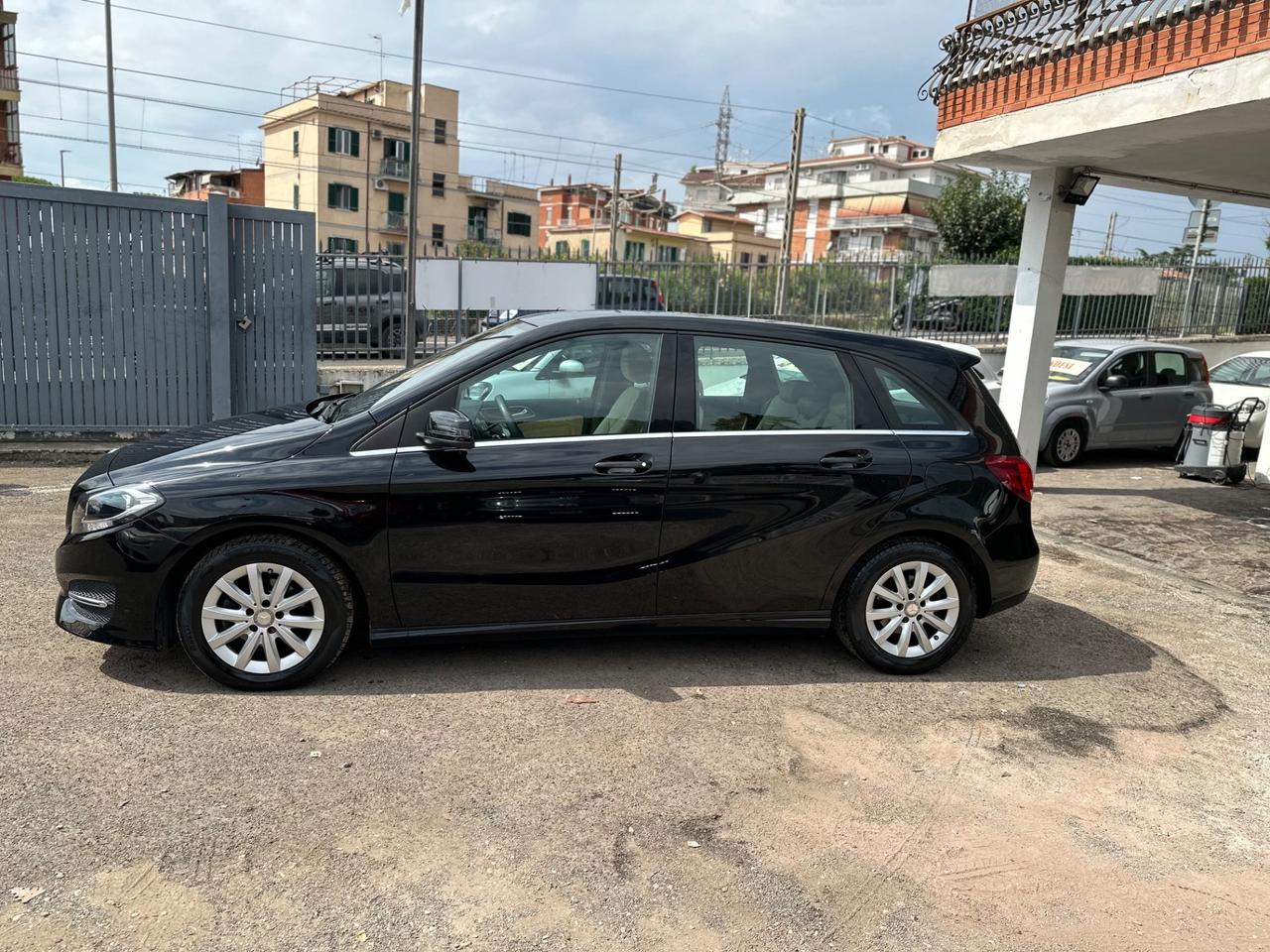 Mercedes-benz B 180 B 180 d Business