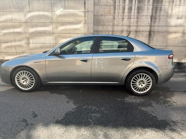 Alfa Romeo 159 1.9 JTDm 16V Distinctive Q-Tronic