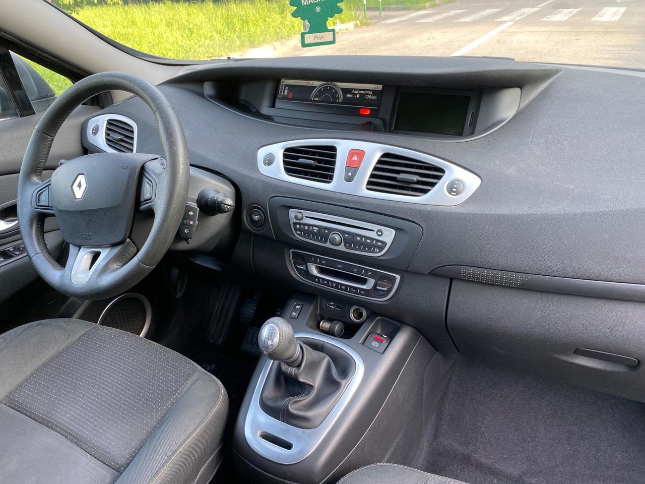 Renault Scenic XMOD1.5 dCi 110CV Dynamique