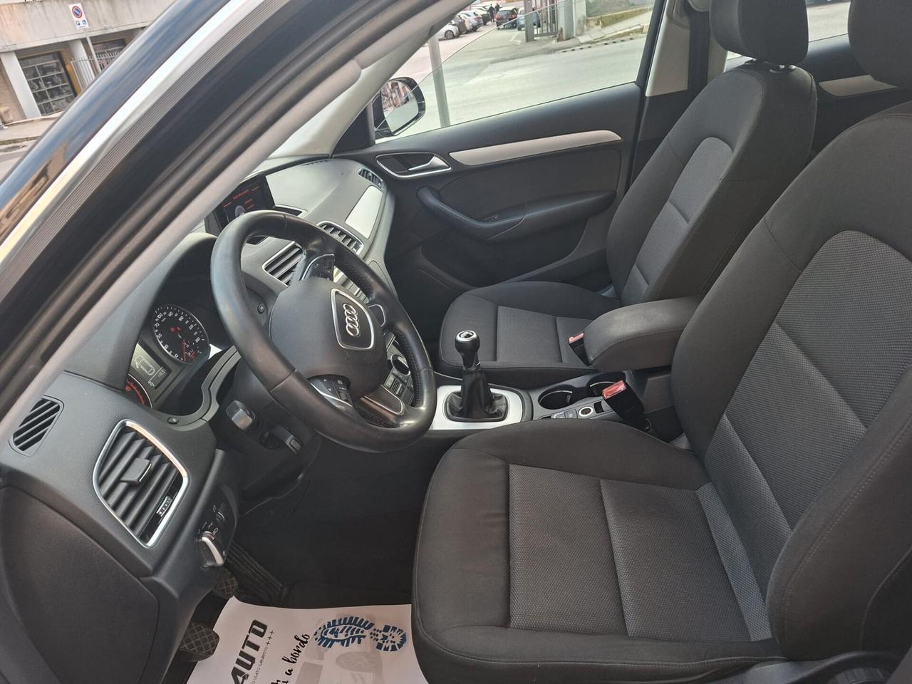 Audi Q3 2.0 TDI * Navi * Full Led * Garantita 12 Mesi