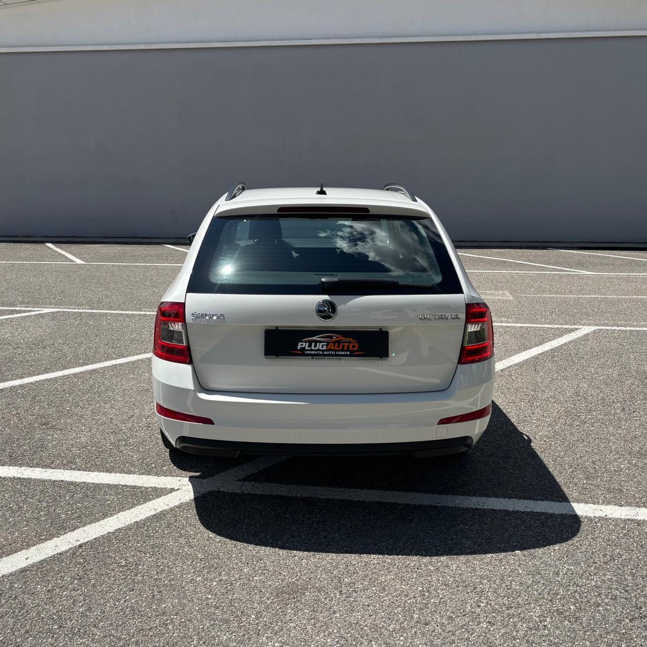 Skoda Octavia 1.6 TDI CR 105 CV Wagon Elegance