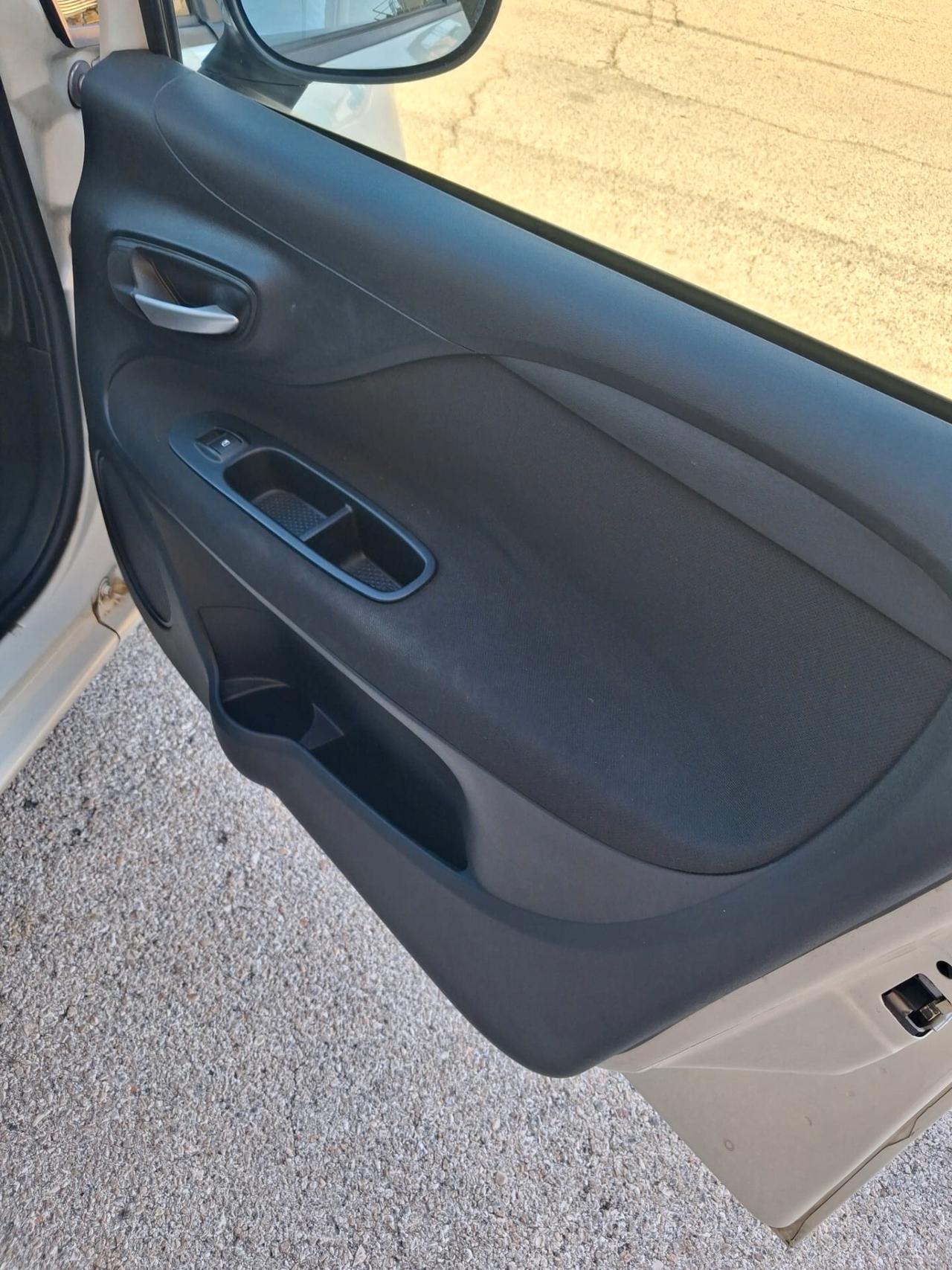 Fiat Punto Benzina/Metano 2014