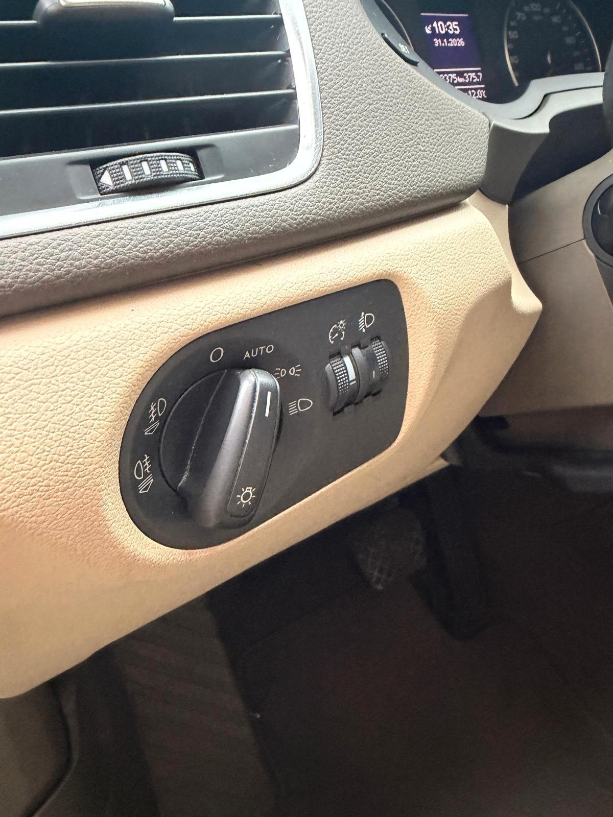 Audi Q3 2.0 TDI quattro S tronic Business