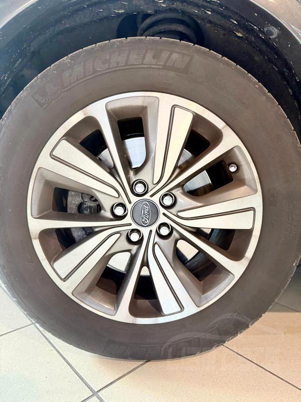 Ford Kuga 2.0 tdci ST-Line s&s awd 150cv powershift my19.25