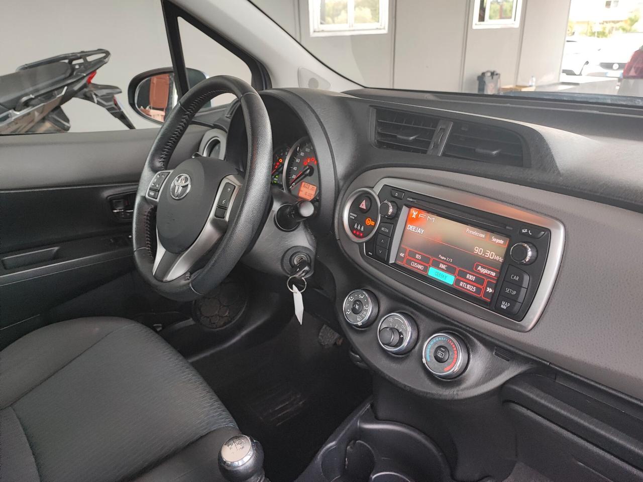 Toyota Yaris 1.4 D-4D 5 porte Lounge
