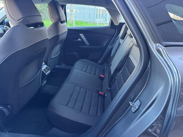 CITROEN C4 PureTech 130CV EAT8 Plus NAVI+RETR.