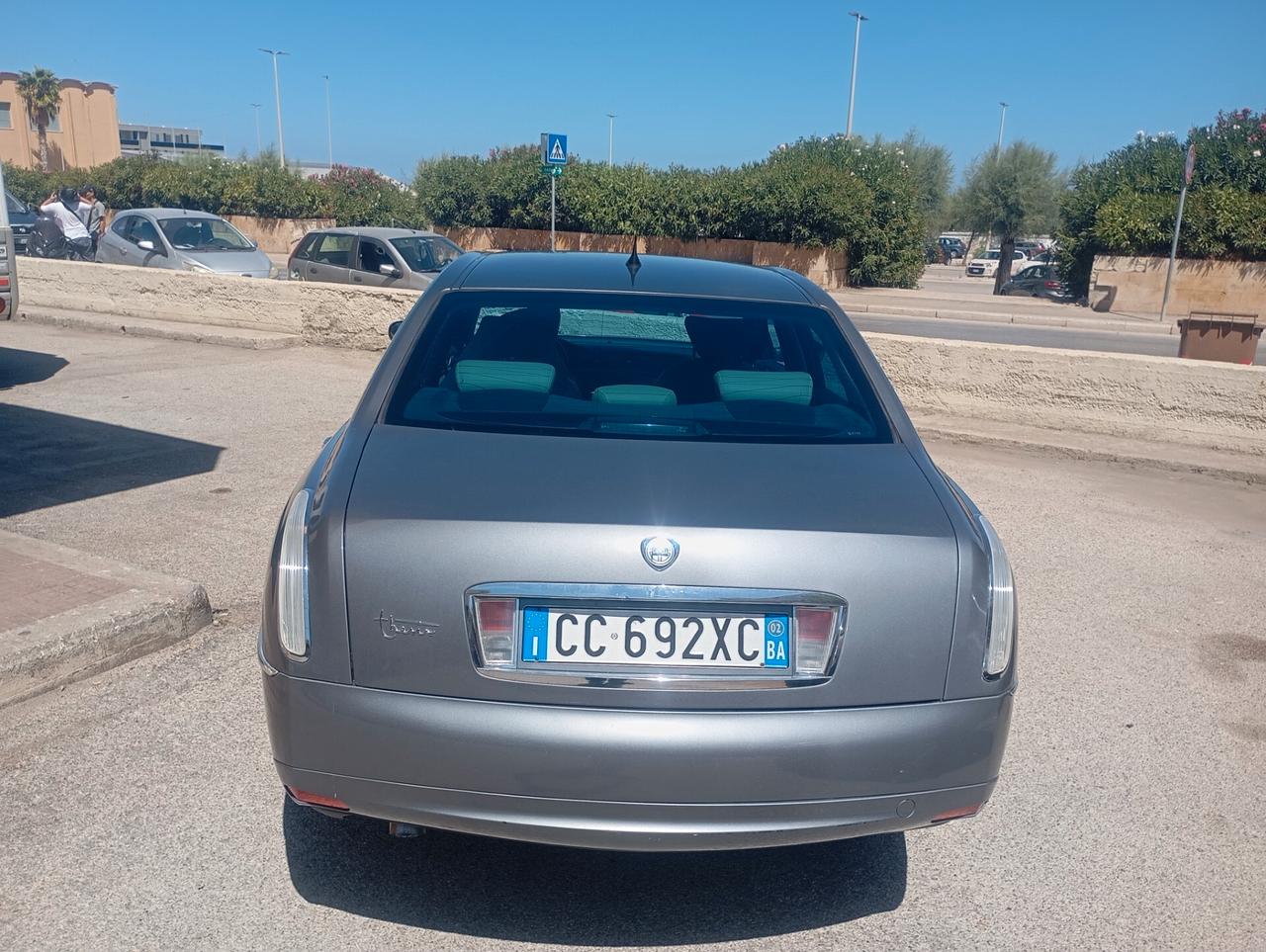 Lancia Thesis 2.4 JTD Emblema