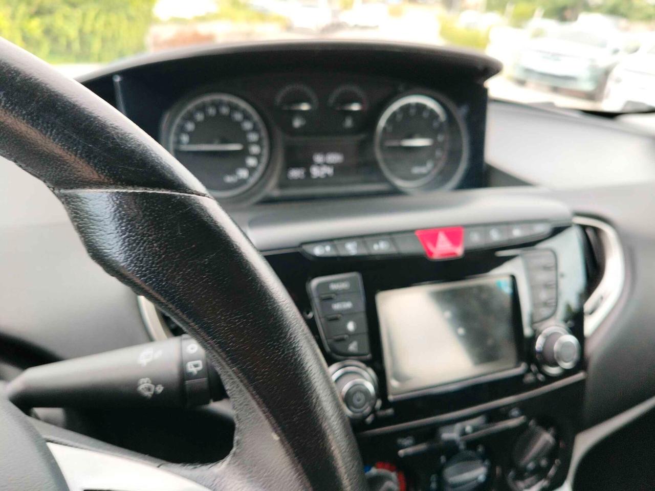 Lancia Ypsilon 1.2 69 CV 5 porte S&S Elefantino Blu