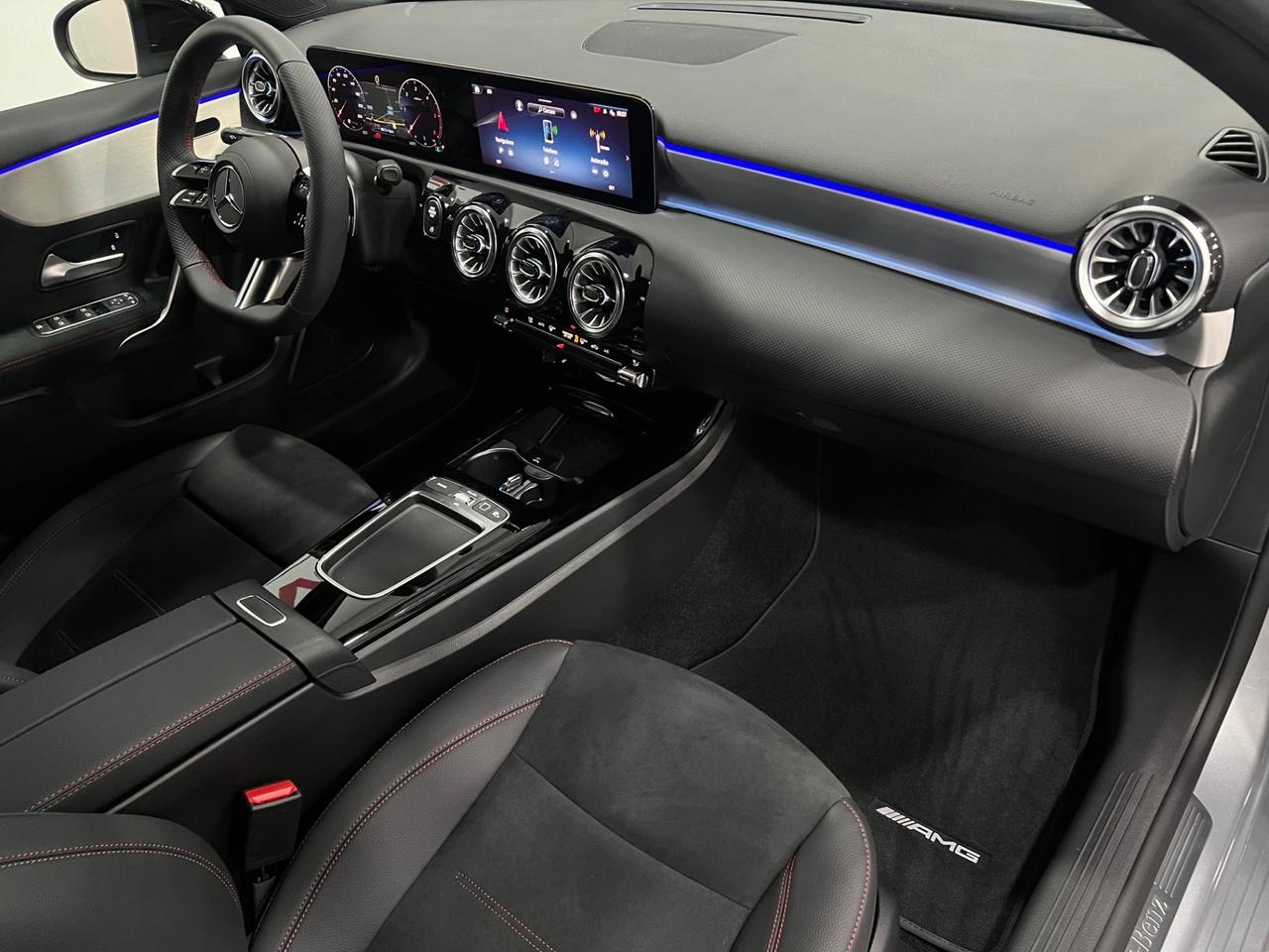 Mercedes Benz A180d Aut. AMG Line Premium 116 cv